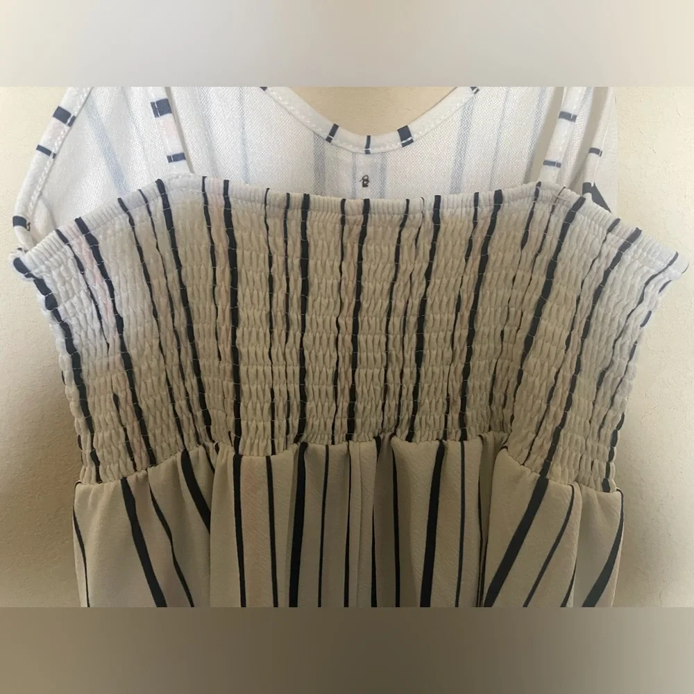 Striped Button-Down Dress - Picture 6 of 6